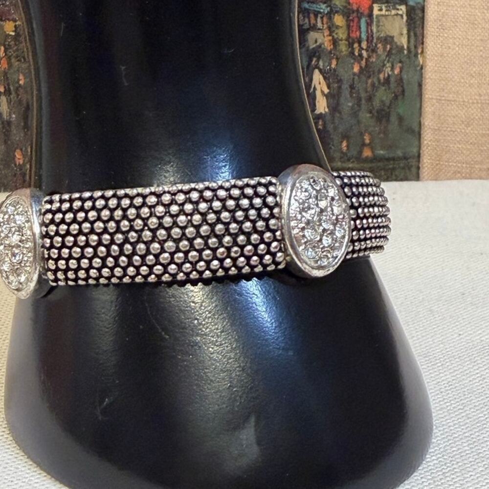 Silver Tone Stretch Bracelet | Crystal Detail